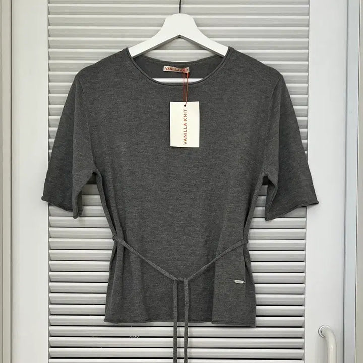 [BUNJANG] Vanilla Knit Strap Wool Half Sleeve Round Neck Knit / [새제품] 바닐라니트 VANILLA KNIT 스트랩 울 반팔 라운드 니트