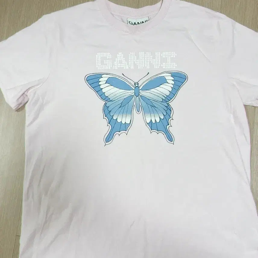 [BUNJANG] GANNI Butterfly T-Shirt Pink / 가니 GANNI 버터플라이 티셔츠 핑크
