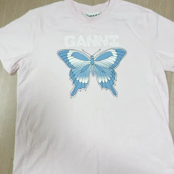 [BUNJANG] GANNI Butterfly T-Shirt Pink / 가니 GANNI 버터플라이 티셔츠 핑크