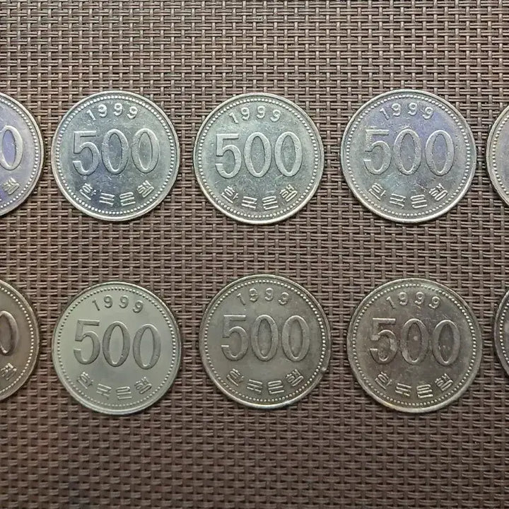 [BUNJANG] 1999 500 Won Coin Bundle Set (10 coins) / 1999년 500원 동전 10개 일괄