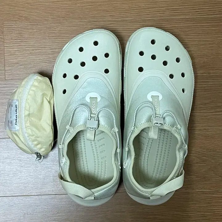 [BUNJANG] Crocs x Satisfye Classic Clog Bone US 8 / [US 8] 크록스 새티스파이 클래식 클로그 본