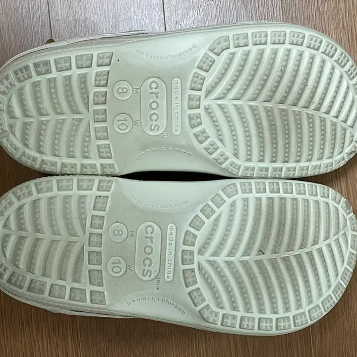 [BUNJANG] Crocs x Satisfye Classic Clog Bone US 8 / [US 8] 크록스 새티스파이 클래식 클로그 본