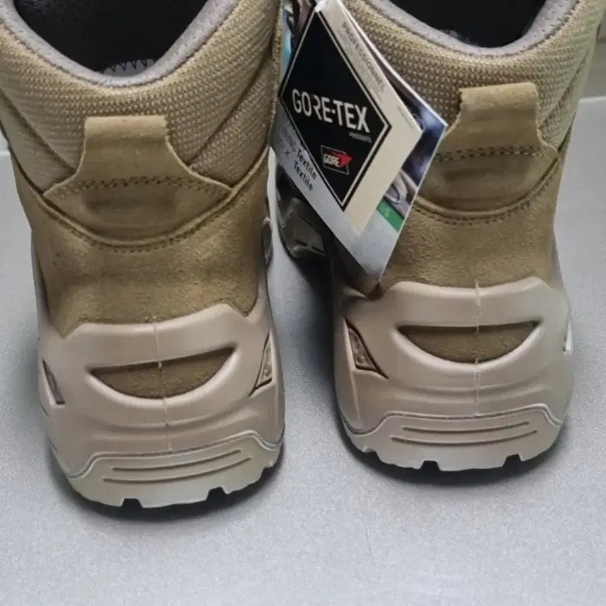 [BUNJANG] Lowa Z-6S GTX Gore-Tex Hiking Boots / 로우 (Lowa) 고어텍스 등산화