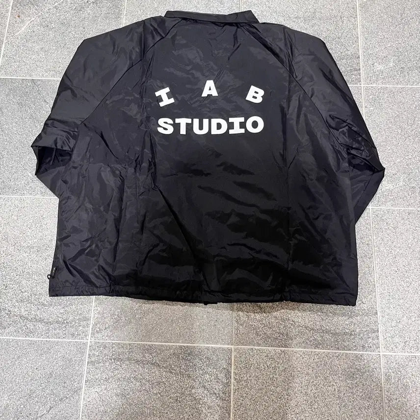 [BUNJANG] IAB STUDIO Coach Jacket / IAB STUDIO 코치자켓 새제품 팝니다