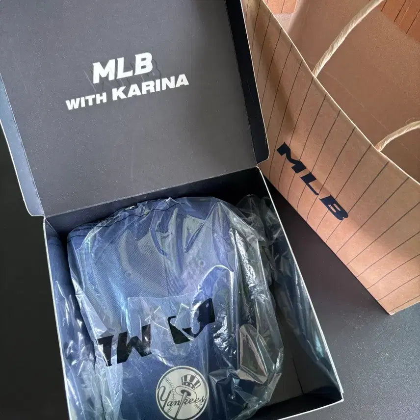 [BUNJANG] MLB Karina Edition Ball Cap Navy / (새상품)MLB 카리나 에디션 볼캡 네이비