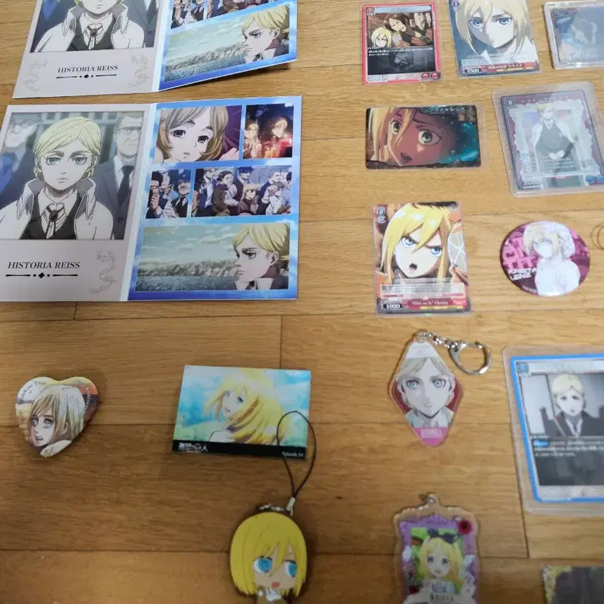 [BUNJANG] Attack on Titan Historia Goods Bundle Set / 진격의 거인 히스토리아 굿즈 일괄 판매