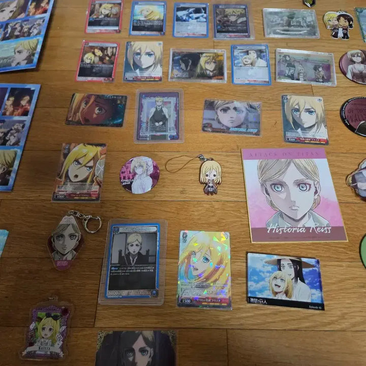 [BUNJANG] Attack on Titan Historia Goods Bundle Set / 진격의 거인 히스토리아 굿즈 일괄 판매