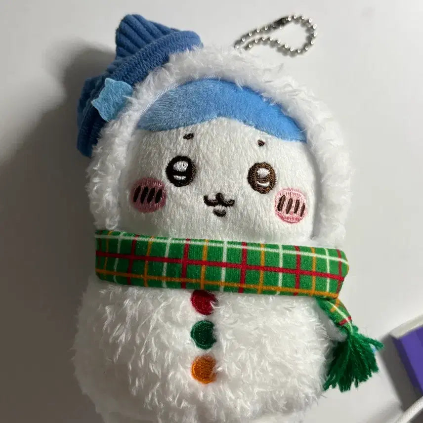 [BUNJANG] Chiikawa Hachiware Snowman Plush Charm / 치이카와 하치와레 눈사람 쿠지 인형 키링