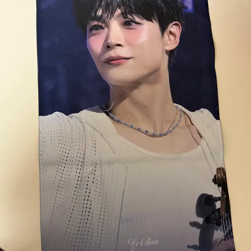 [BUNJANG] Lucy Shinychan Slogan / 루시 신예찬 슬로건