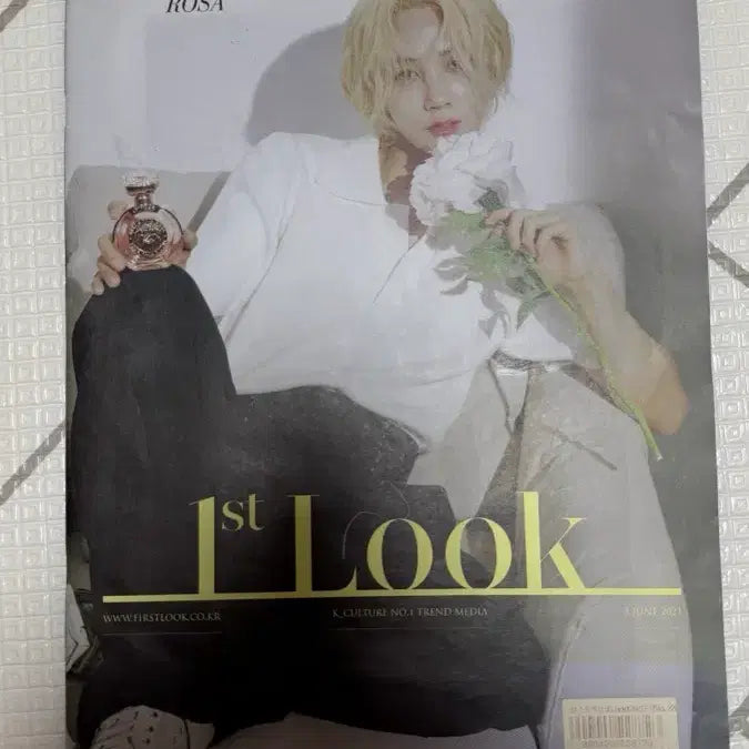 [BUNJANG] Seventeen Jeonghan First Look Magazine Vol. 220 (2021) / (5/23일까지만판매)세븐틴 정한 2021년 퍼스트룩 220호 잡지 판매