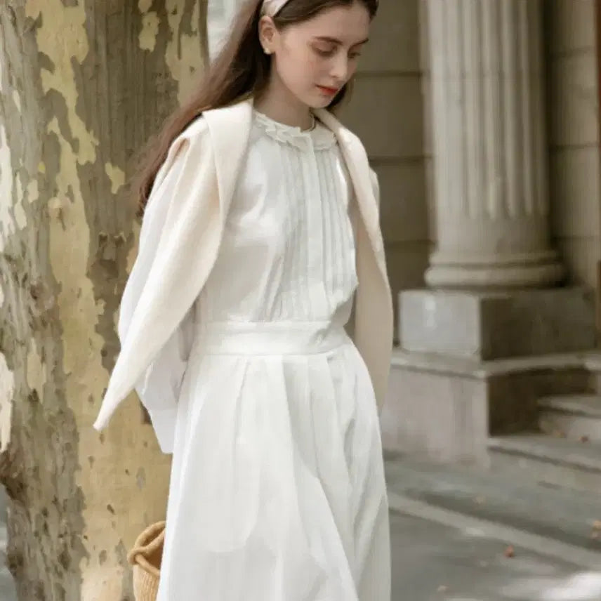 [BUNJANG] Renina Ruffle Neck Long Dress / 르니나 러플넥 원피스