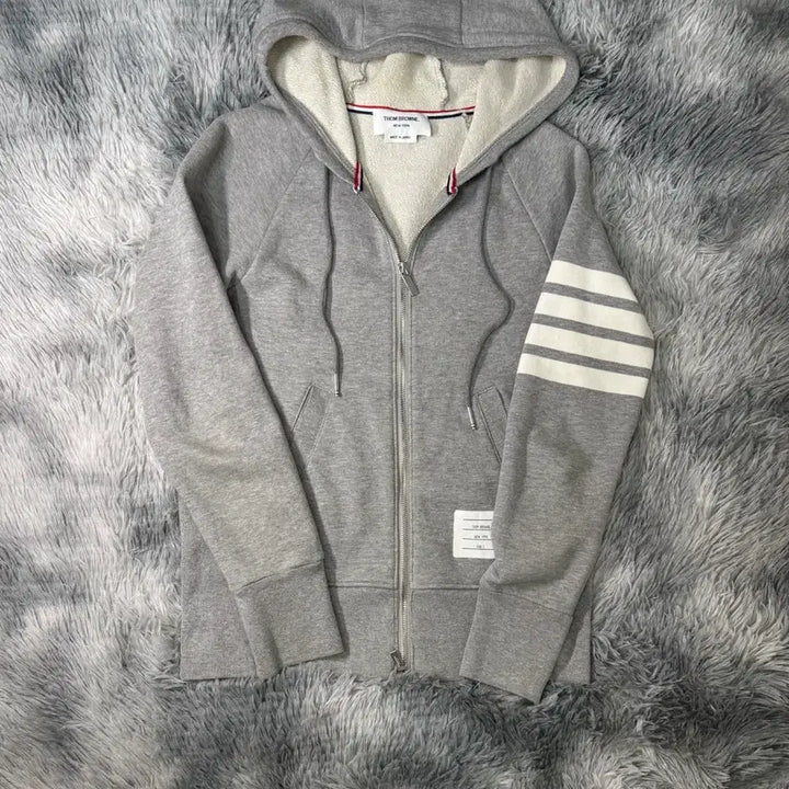 [BUNJANG] Thom Browne Diagonal Stripe Hoodie Zip-up Gray Size 1 / [1, S급] 톰브라운 사선 후드집업 그레이
