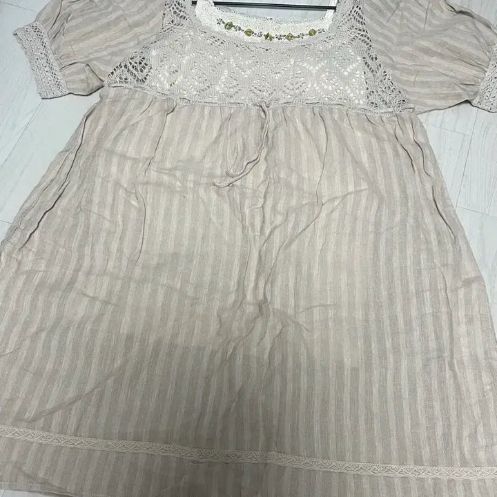 [BUNJANG] Beige Crochet Blouse &amp; Lace Cami Set / 모리걸 크로쉐 블라우스 엑시즈팜 레이스 나시 코디세트