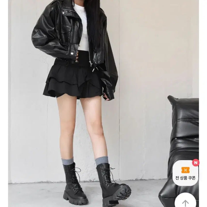 [BUNJANG] Avely Black Mid Lace-up Walker Boots / 에이블리 블랙 미들 레이스업 워커 부츠