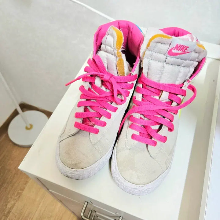 [BUNJANG] Nike Vintage Line Sneakers / 나이키 빈티지 라인 운동화