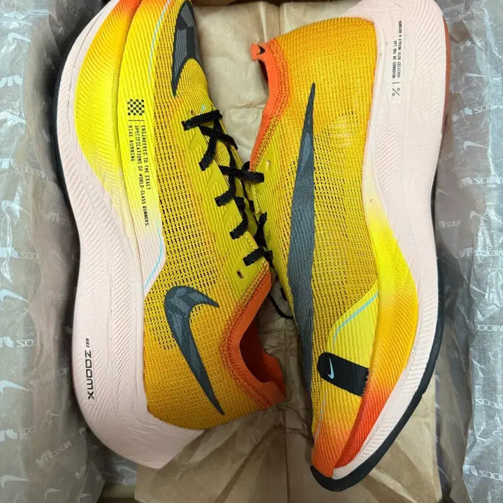 [BUNJANG] Nike ZoomX Vaporfly NEXT% 2 Running Shoes / 나이키 줌X 베이퍼플라이 넥스트%2 260