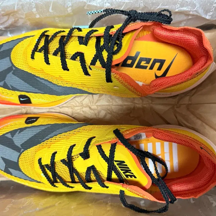 [BUNJANG] Nike ZoomX Vaporfly NEXT% 2 Running Shoes / 나이키 줌X 베이퍼플라이 넥스트%2 260