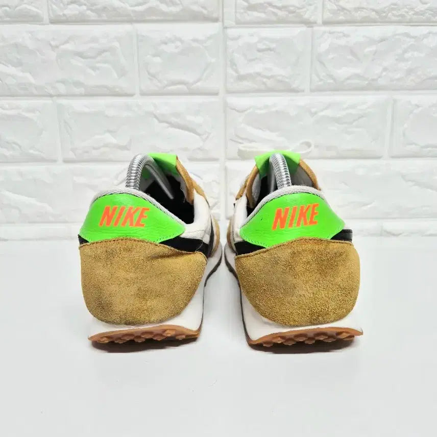 [BUNJANG] Nike Daybreak "Dwenjang" Sneakers (265mm) / 나이키 265 데이브레이크 된장 스니커즈(세탁완료)