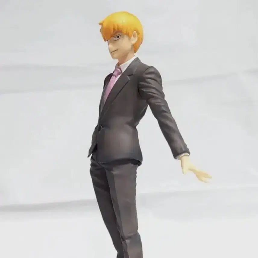 [BUNJANG] Mob Psycho 100 Reigen Arataka Union Creative Figure / 모브사이코 레이겐 아라타카 유니온 피규어