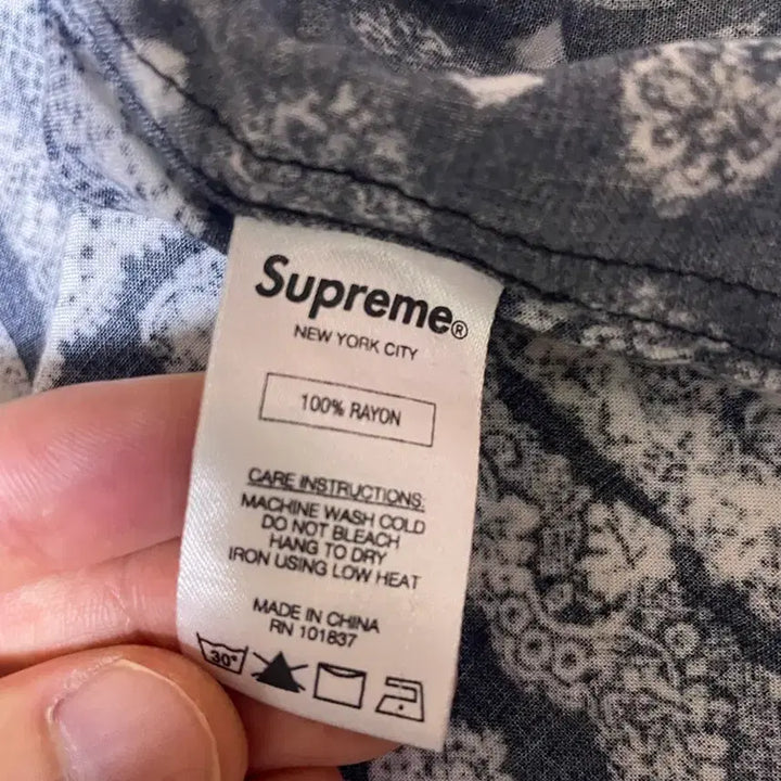 [BUNJANG] Supreme Paisley Linen Shirt XL / 슈프림 페이즐리 XL