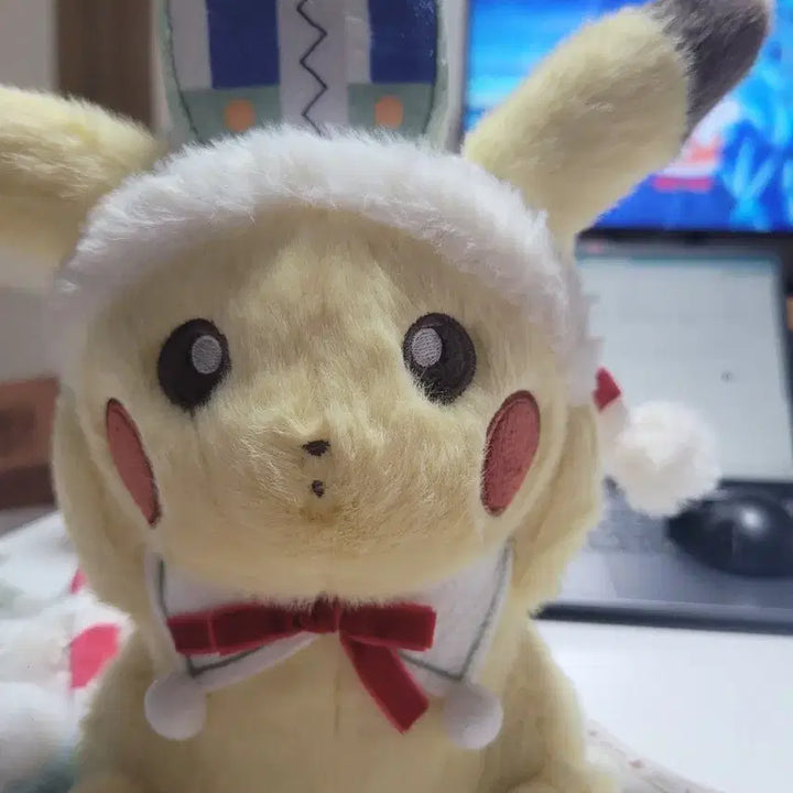 [BUNJANG] Pokemon Christmas Pikachu Plush Holiday Edition / 포켓몬스터 크리스마스 피카츄 인형 홀리데이