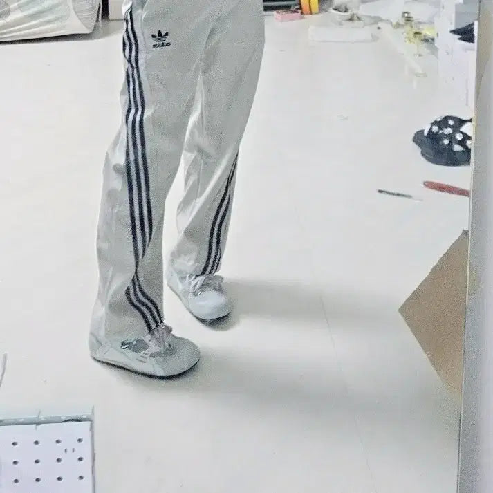 [BUNJANG] Casual Sneakers - Silver Gray / 실버 그레이 운동화 캐주얼 스니커즈. 새상품