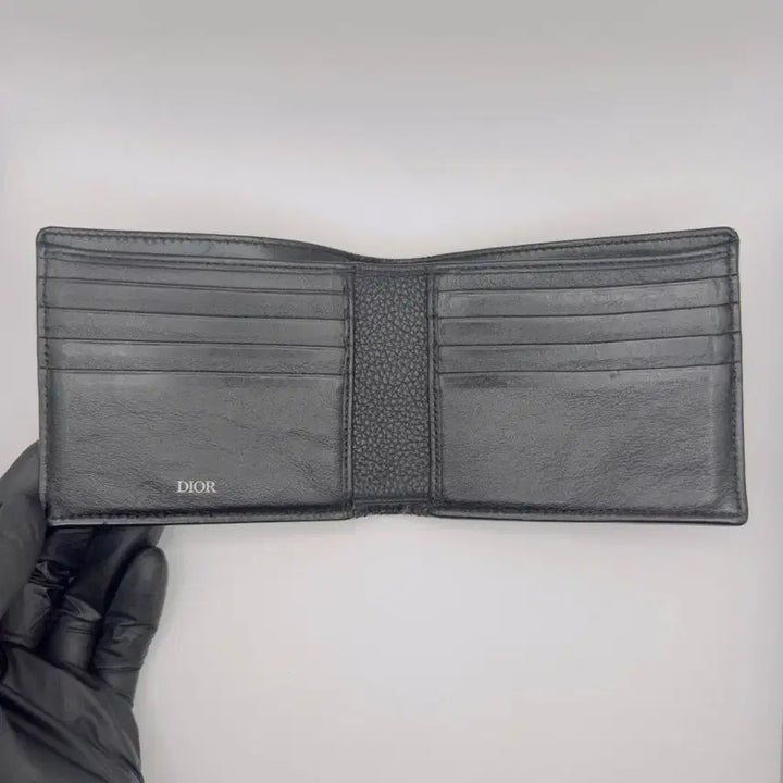 [BUNJANG] Dior CD Logo Signature Bifold Wallet Black Full Set / [정품]디올 CD로고 시그니처 반지갑 블랙 풀구성