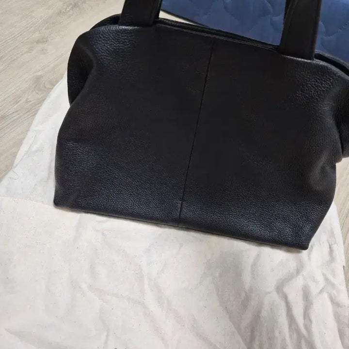 [BUNJANG] Atelier de Lumen Pave Tote Bag / 아뜰리에드루멘 pave 토트백 정가 24