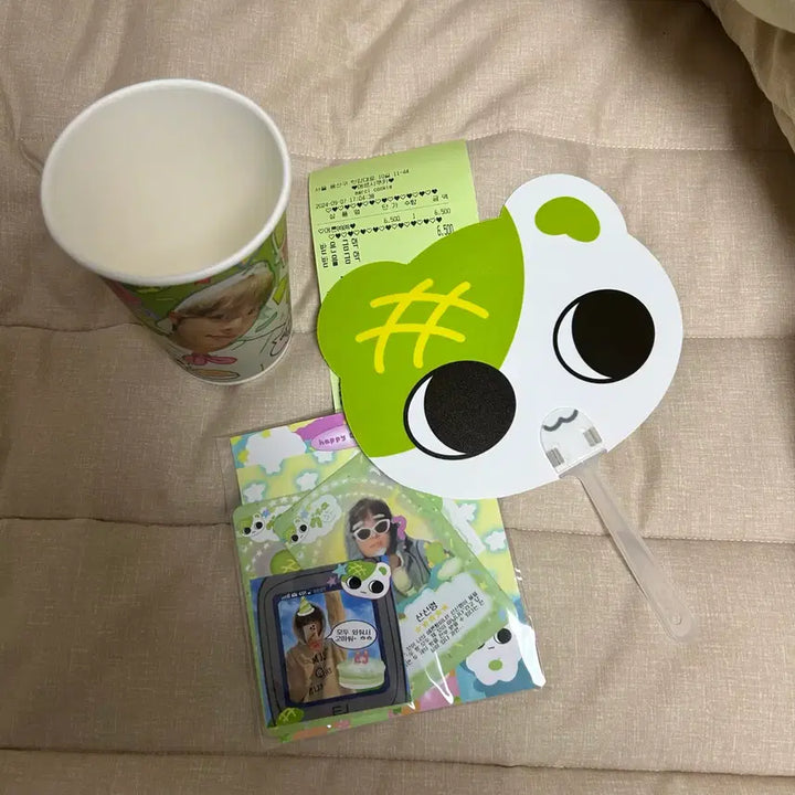 [BUNJANG] ENHYPEN EJ Birthday Cafe Benefit Melon Bread Fan / 앤팀 의주 생일카페 생카 특전 메론빵의 쭈인장