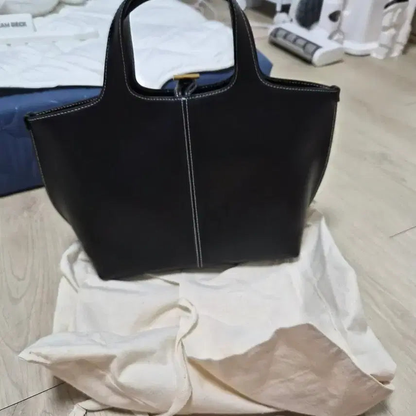 [BUNJANG] Atelier de Lumen Panier Tote Bag Black / 아뜰리에 드 루멘 파니에 토트백 블랙 정가21