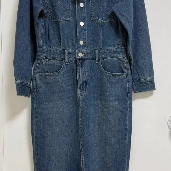 [BUNJANG] Wrangler Long Denim Overalls Dress / 랭글러(Wrangler) 카라 롱 데님 오버롤원피스free