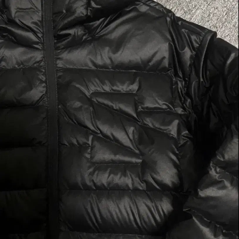 [BUNJANG] Salomon Lightweight Padded Jacket / 살로몬 경량패딩