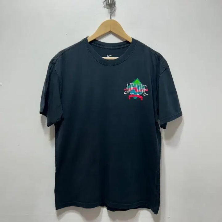 [BUNJANG] Nike Air Black T-Shirt / 나이키 AIR NIKE 블랙 반팔 티셔츠 L