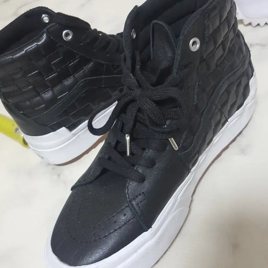 [BUNJANG] Converse Run Star Hike, Vans Sk8-Hi Sneakers / 컨버스 런스타하이탑  반스 하이탑  245사이즈