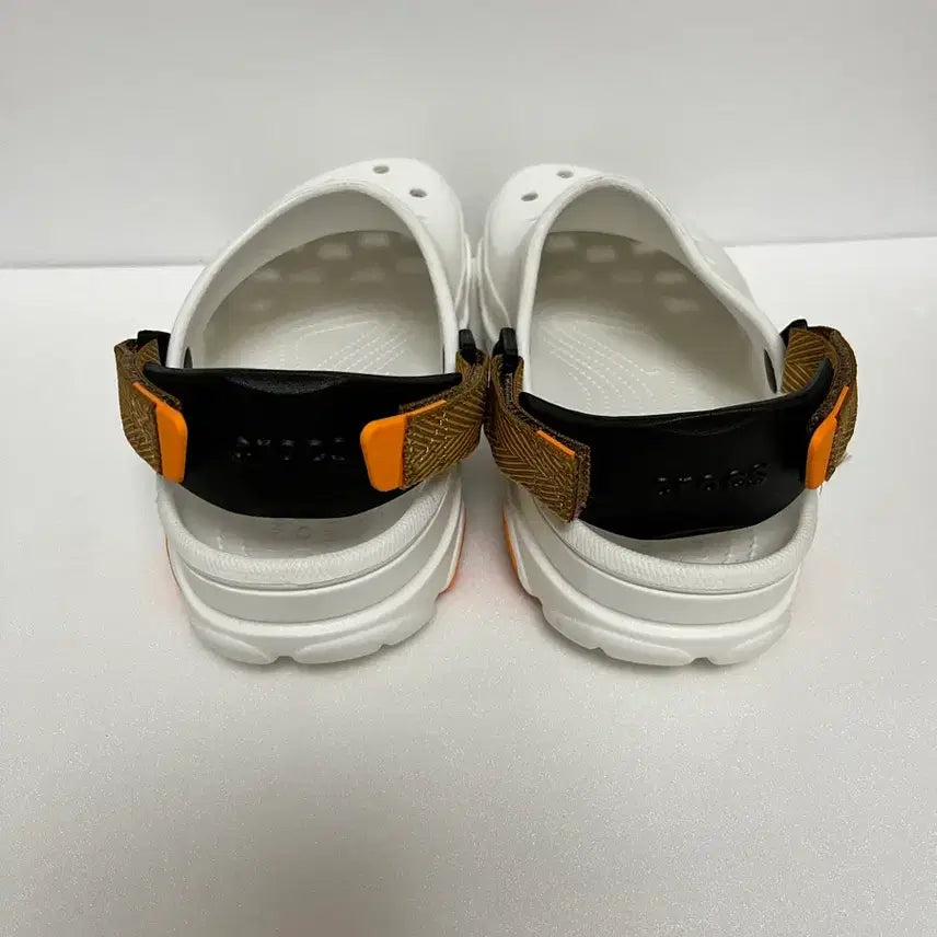 [BUNJANG] Crocs All Terrain Clog White M8W10 / 크록스 올터레인 클로그 화이트 M8W10
