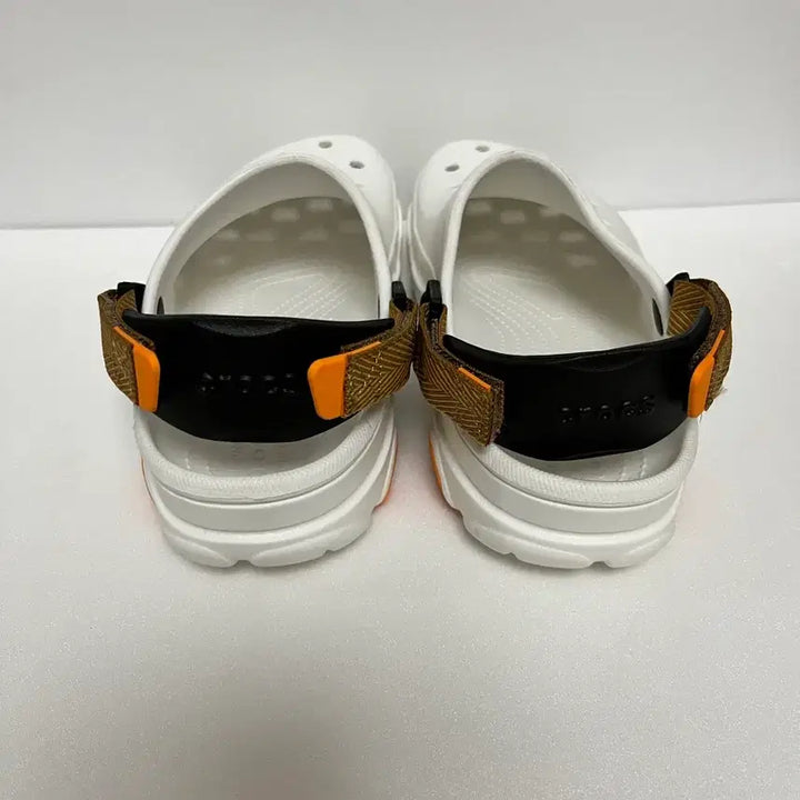 [BUNJANG] Crocs All Terrain Clog White M8W10 / 크록스 올터레인 클로그 화이트 M8W10