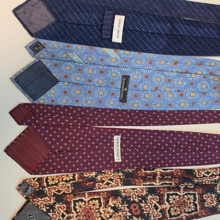 [BUNJANG] Armani Neckties Bundle Set (16 pcs) / 넥타이 16개 일괄판매