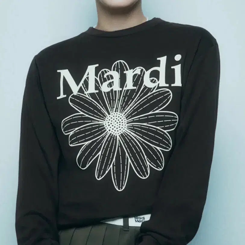 [BUNJANG] Mardi Mercredi Long Sleeve T-Shirt / 마르디 메크르디 티셔츠
