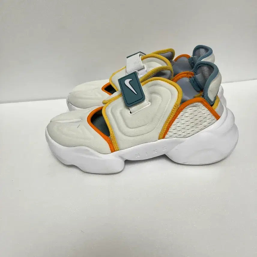[BUNJANG] Nike Aqua Rift White Cerulean (240mm) / 나이키 아쿠아 리프트 화이트 세룰리언 240mm