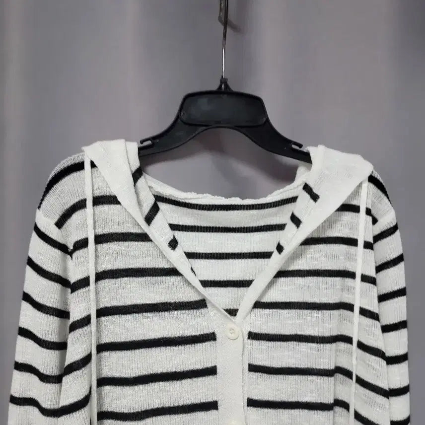 [SOLD OUT] 얇은 스트라이프 후드 가디건