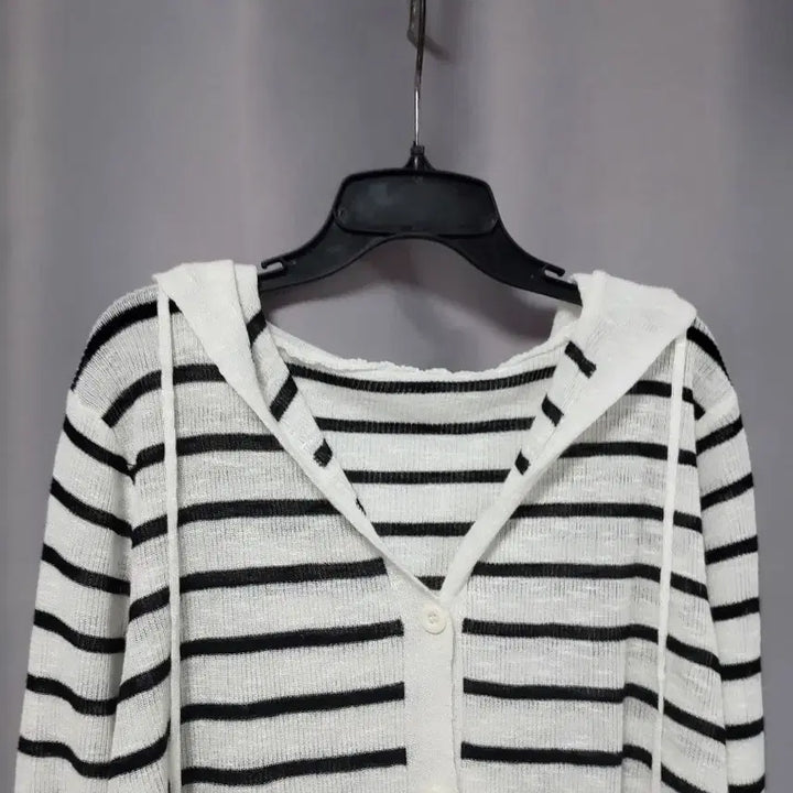 [SOLD OUT] 얇은 스트라이프 후드 가디건