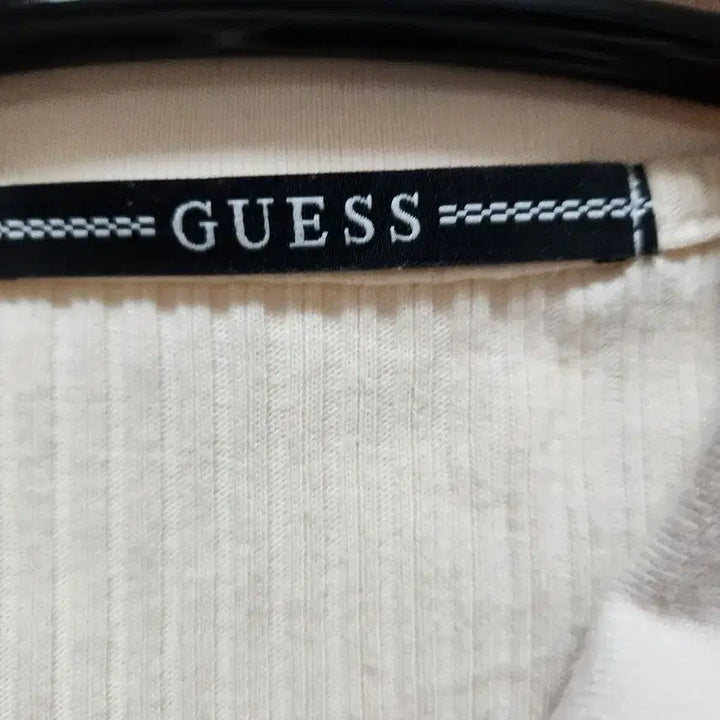[BUNJANG] Guess Ivory Cardigan / 게스 가디건