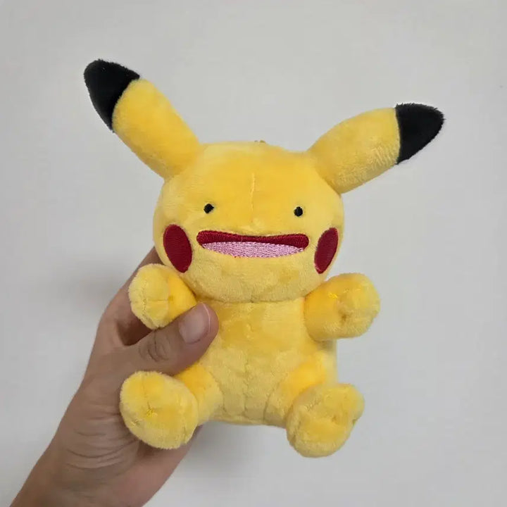 [BUNJANG] Pokemon Transform Ditto Pikachu Keychain / 포켓몬 변신메타몽 피카츄 키링