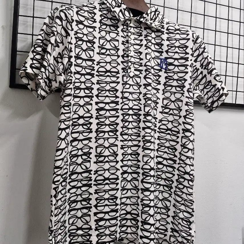 [BUNJANG] Pearly Gates Eyewear Pattern Collar Short Sleeve T-Shirt Size 100L / 100L 파리게이츠 안경 패턴 카라 반팔티.
