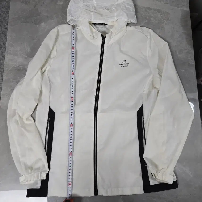 [BUNJANG] Basquiat White Hooded Windbreaker Jacket / 바스키아 화이트 후드 바람막이 자켓