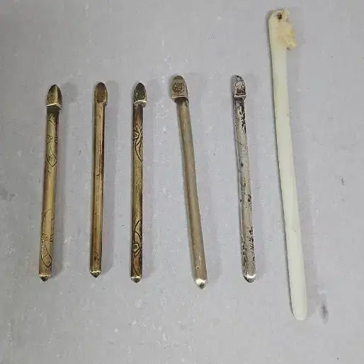 [BUNJANG] Antique Silver, Jade, and Brass Hairpins with Bat and Dragon Motifs / 옛날 은비녀 놋비녀  옥비녀 등 옛날비녀 박쥐문