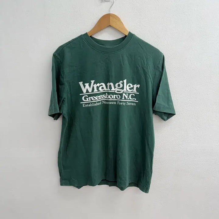 [BUNJANG] Wrangler Green Lettering Short Sleeve T-Shirt L / 랭글러 그린 레터링 반팔 티셔츠 L
