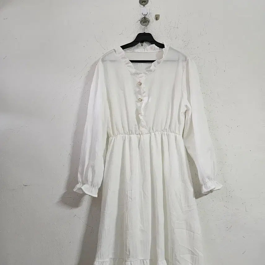 [BUNJANG] White Long Dress with Frills and Long Sleeves / 화이트 롱 원피스 프릴 긴팔