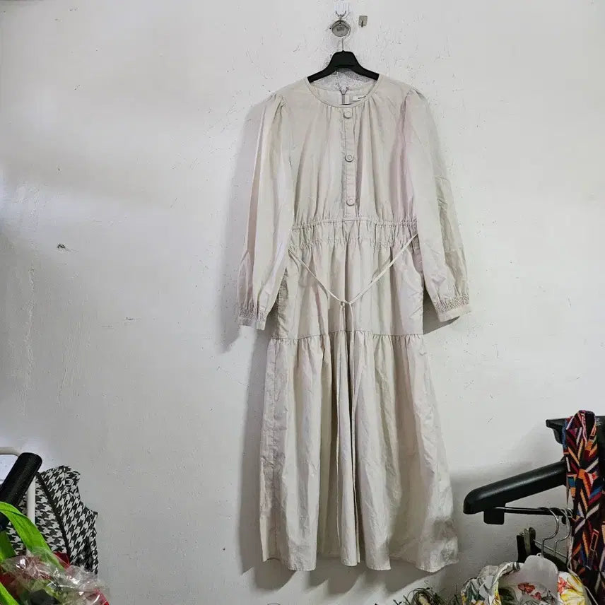 [BUNJANG] Ivory Long Dress with Waist Tie / 아이보리 롱 원피스 허리끈 FREE