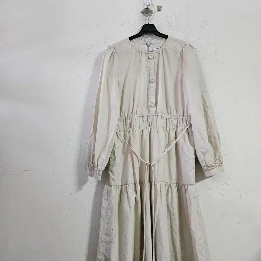 [BUNJANG] Ivory Long Dress with Waist Tie / 아이보리 롱 원피스 허리끈 FREE